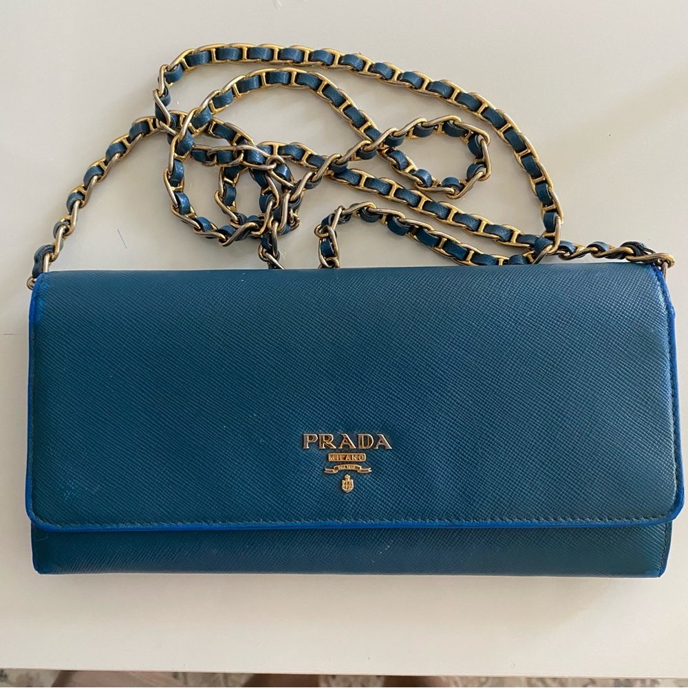Prada wallet on chain used condition